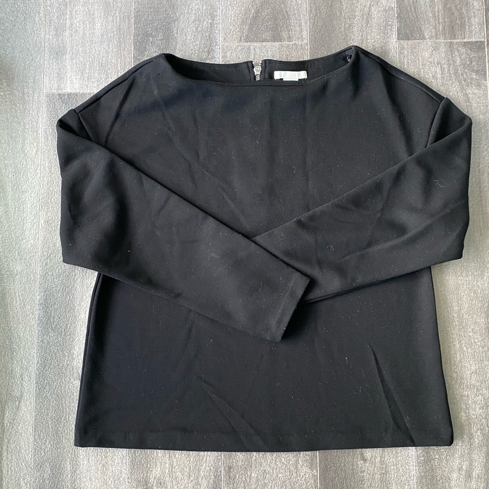 Women’s H&M open neck black sweater